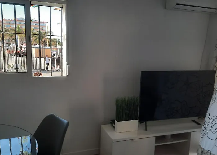 Feel At Home At Tamara Apartment - Two Steps To The Pool